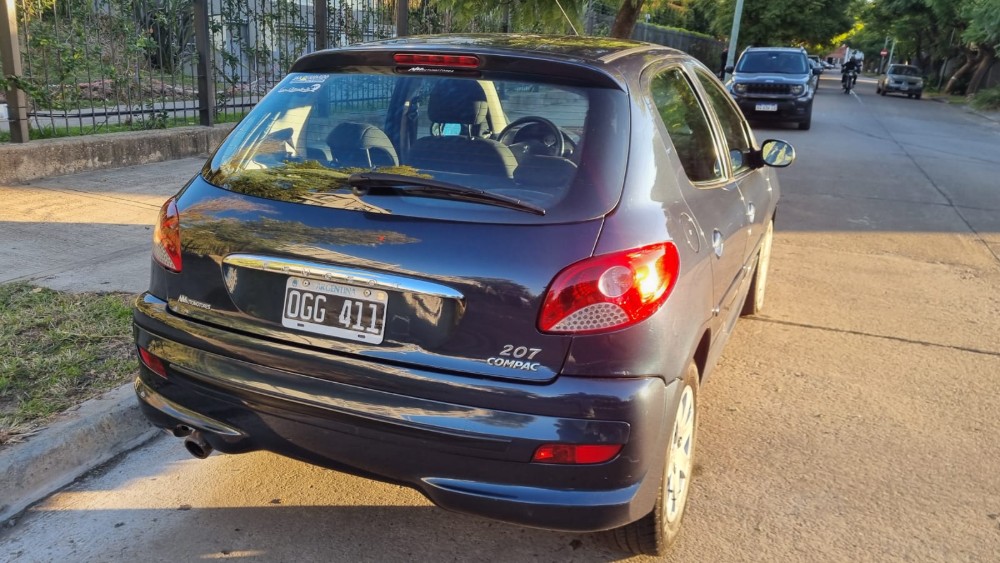 Peugeot 207 Compact Allure 1.4 — foto 7